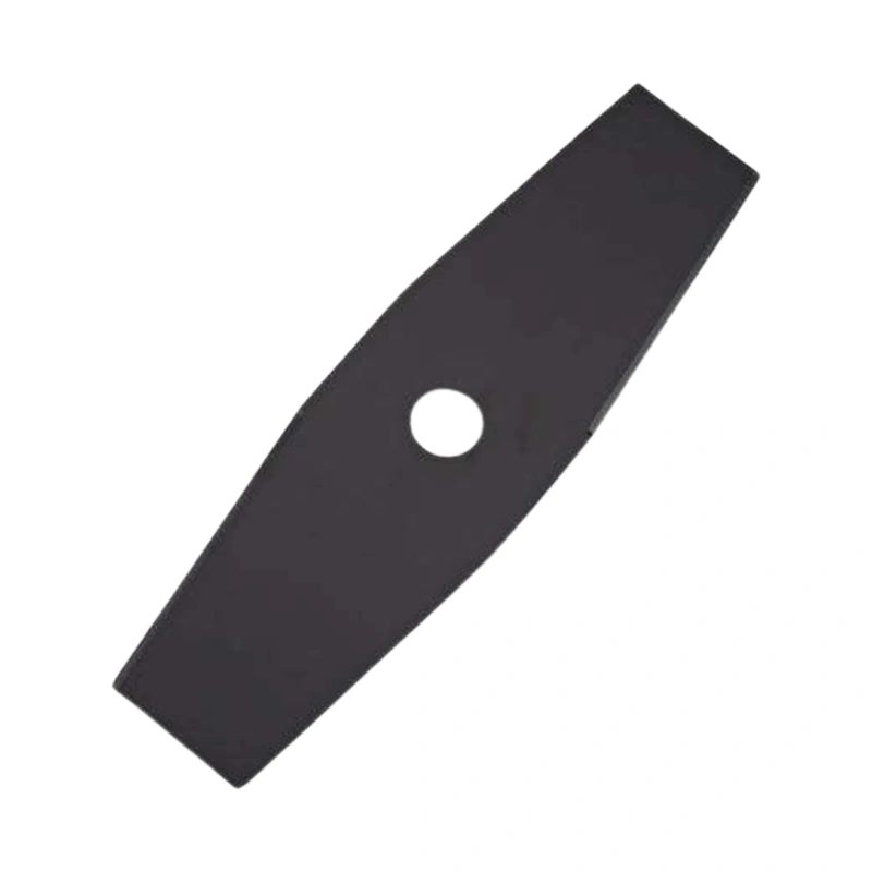 تیغه دو پر علفتراش به رنگ مشکی به پس زمینه سفید